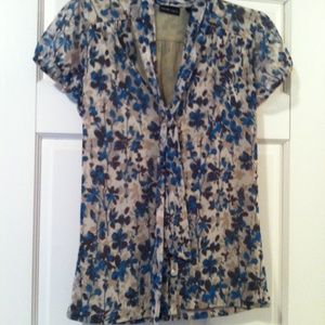 NY & Company capped-sleeve tie top - Sz. M.